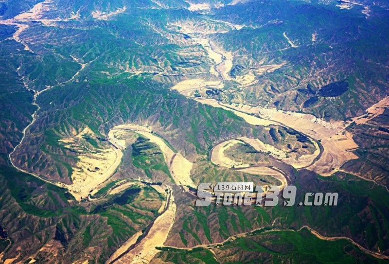 在古代，人們是如何找礦并開采的？