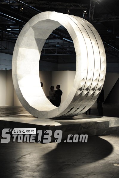 意大利石材展會上的那些大理石藝術品