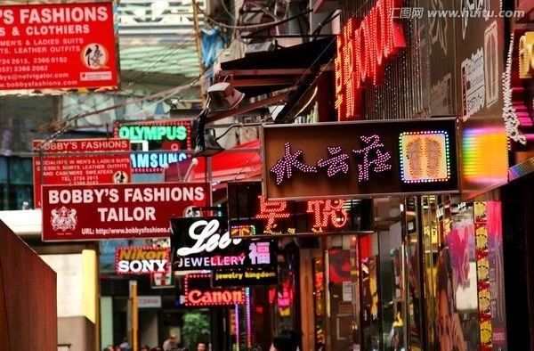 中國石材基地&ldquo;福建水頭&rdquo;路邊違規廣告牌整治行動