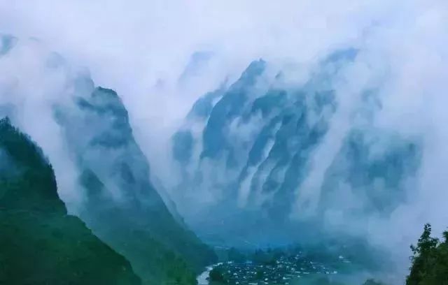 天然石材，不但沒有危害，而且還對(duì)身體有好處！