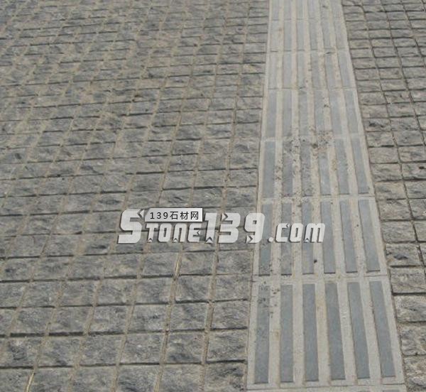 石材小方塊（馬蹄石、彈石）的介紹