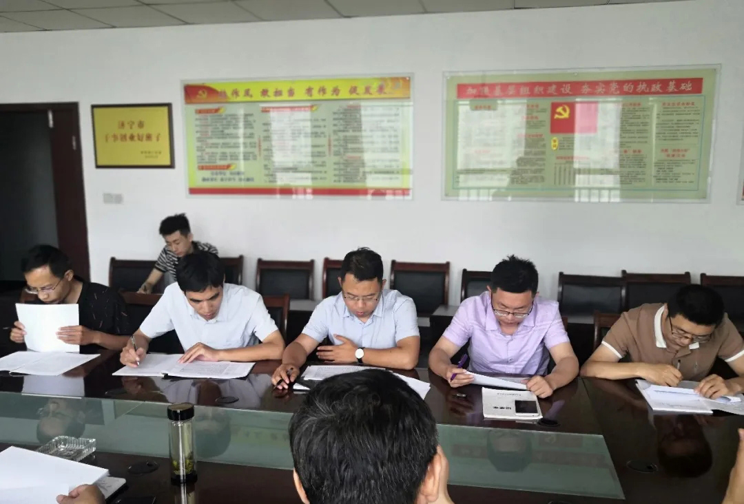 山東汶上縣工信局黨組召開專題會議，研究推進石材加工企業和燒結磚企業壓減整合工作