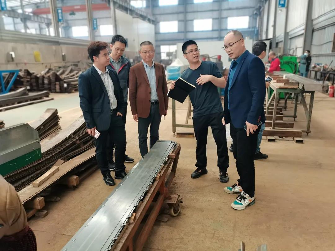 加強(qiáng)協(xié)同，西人馬專(zhuān)家團(tuán)隊(duì)走訪石材機(jī)械輔料產(chǎn)業(yè)聯(lián)合會(huì)！