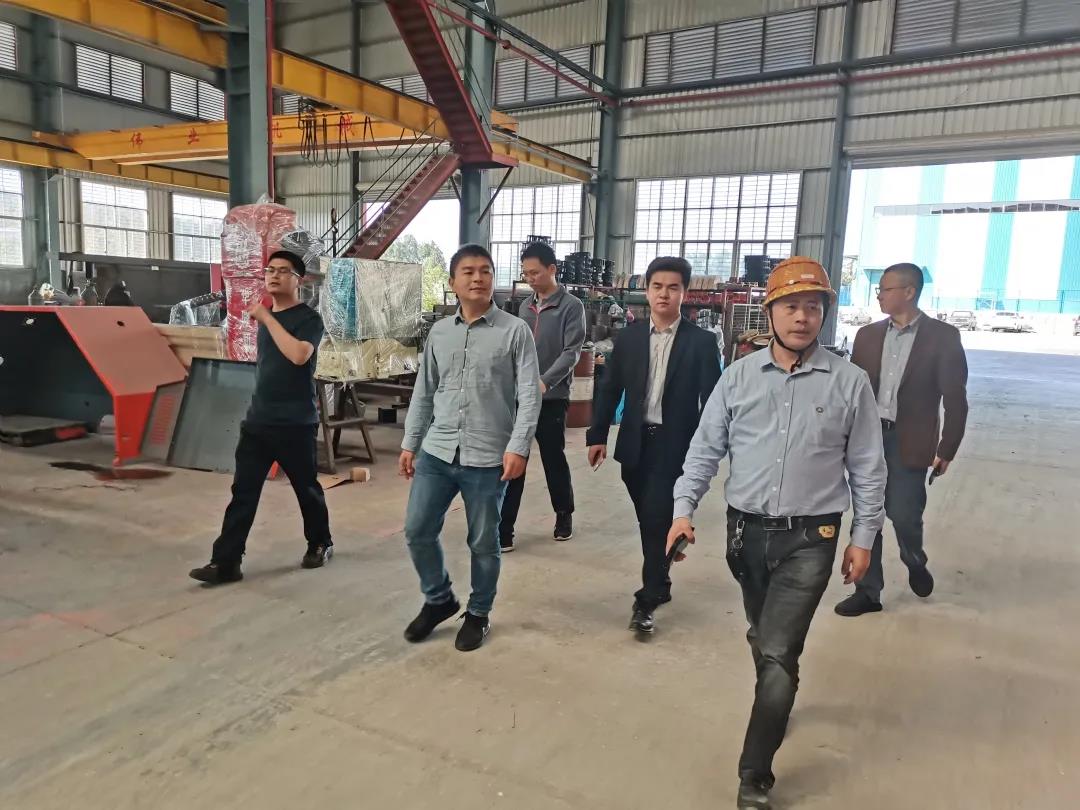 加強(qiáng)協(xié)同，西人馬專(zhuān)家團(tuán)隊(duì)走訪石材機(jī)械輔料產(chǎn)業(yè)聯(lián)合會(huì)！
