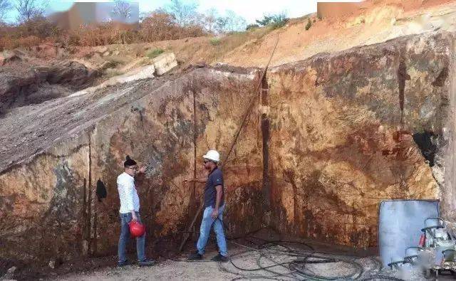 石材人的朋友圈是這樣發(fā)的，每一條都值10000個贊！